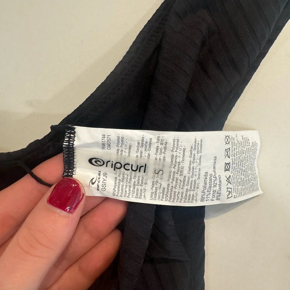 Lightly Used Rip Curl Ribbed Bathing Suit - Picture 3 of 6